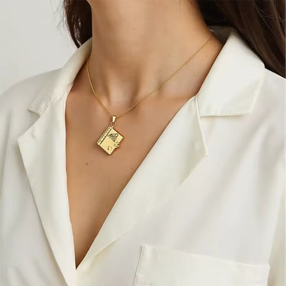 Mi nieta - Collar de libro